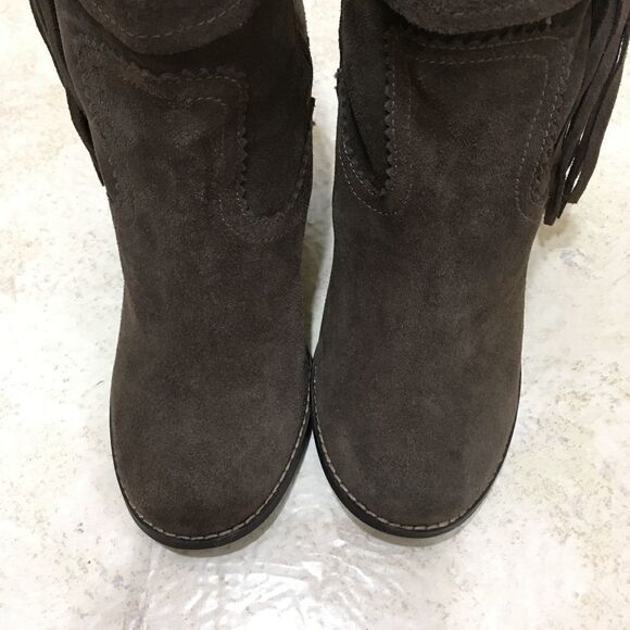 SBICCA WYNONNA SUEDE LEATHER‎ ANKLE BOOTS WITH FRINGE IN BROWN - Picture 7 of 9